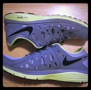Nike Dual Fusion Run Sz 13
